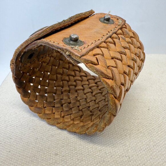 Motif Brand Wide Braided Leather Bracelet Snap Closure Natural Boho - Picture 3 of 14